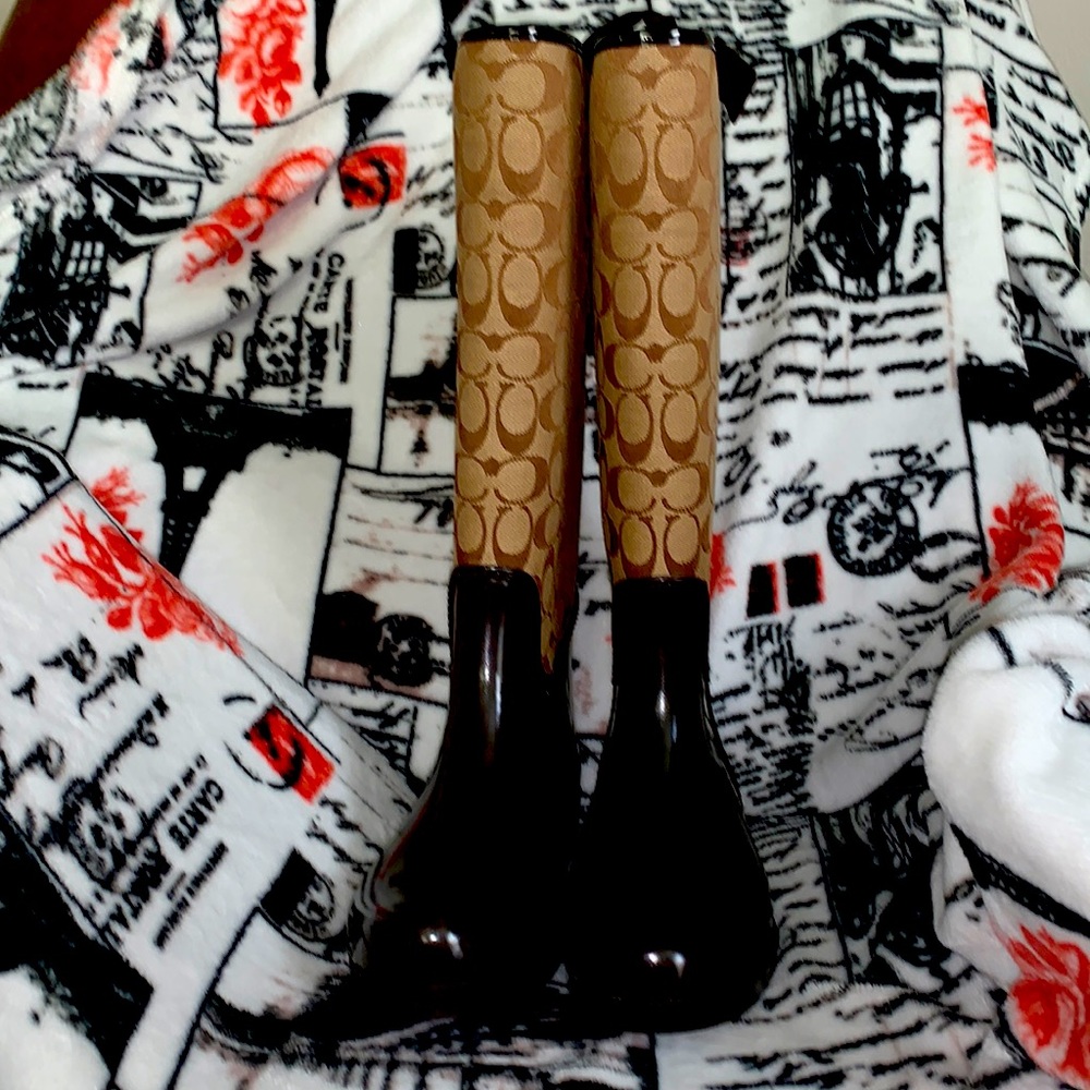 COACH BROWN/TAN LOGO CORSET RAIN BOOTS SZ 9